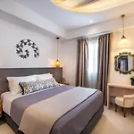 Abasa Hotel Fira (Santorini)