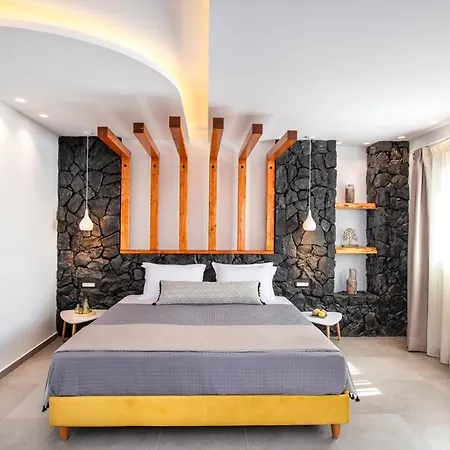 Abasa 4* Fira (Santorini)