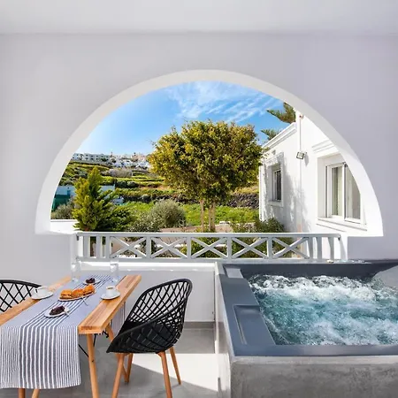 Abasa 4* Fira (Santorini)