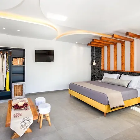 Abasa Hotel Fira (Santorini)