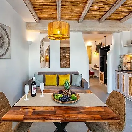 Abasa Fira (Santorini)