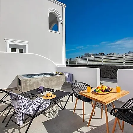 Abasa Hotel Fira (Santorini)