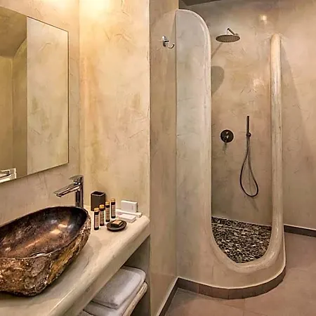 Abasa 4* Fira (Santorini)