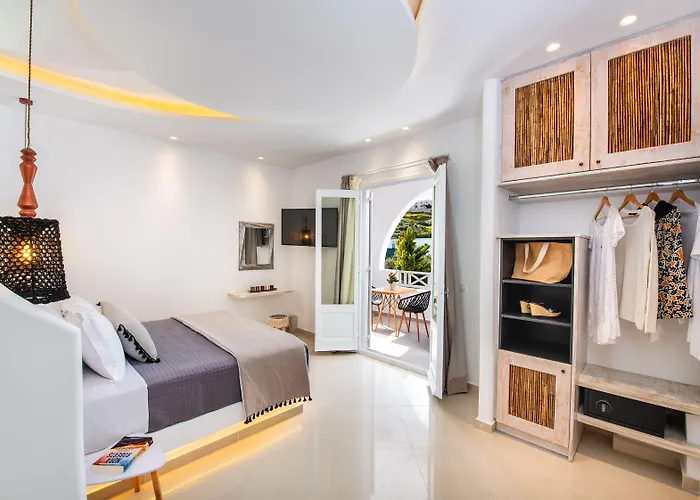 Abasa Szálloda Fíra