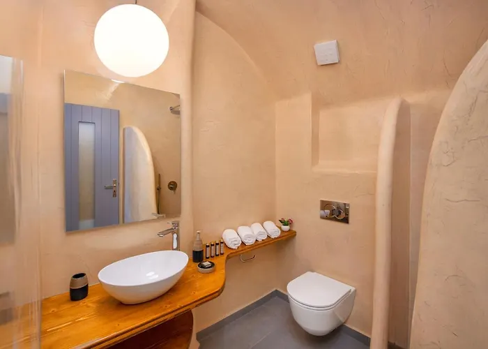 Abasa 4* Fira (Santorini)