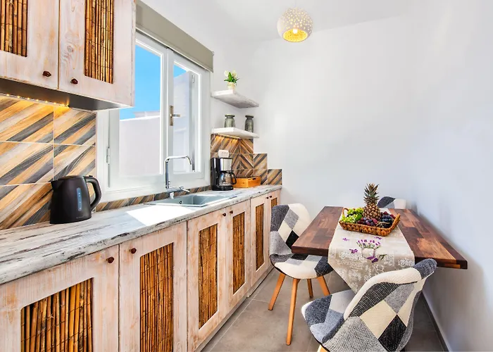 Hotel Abasa Fira (Santorini)